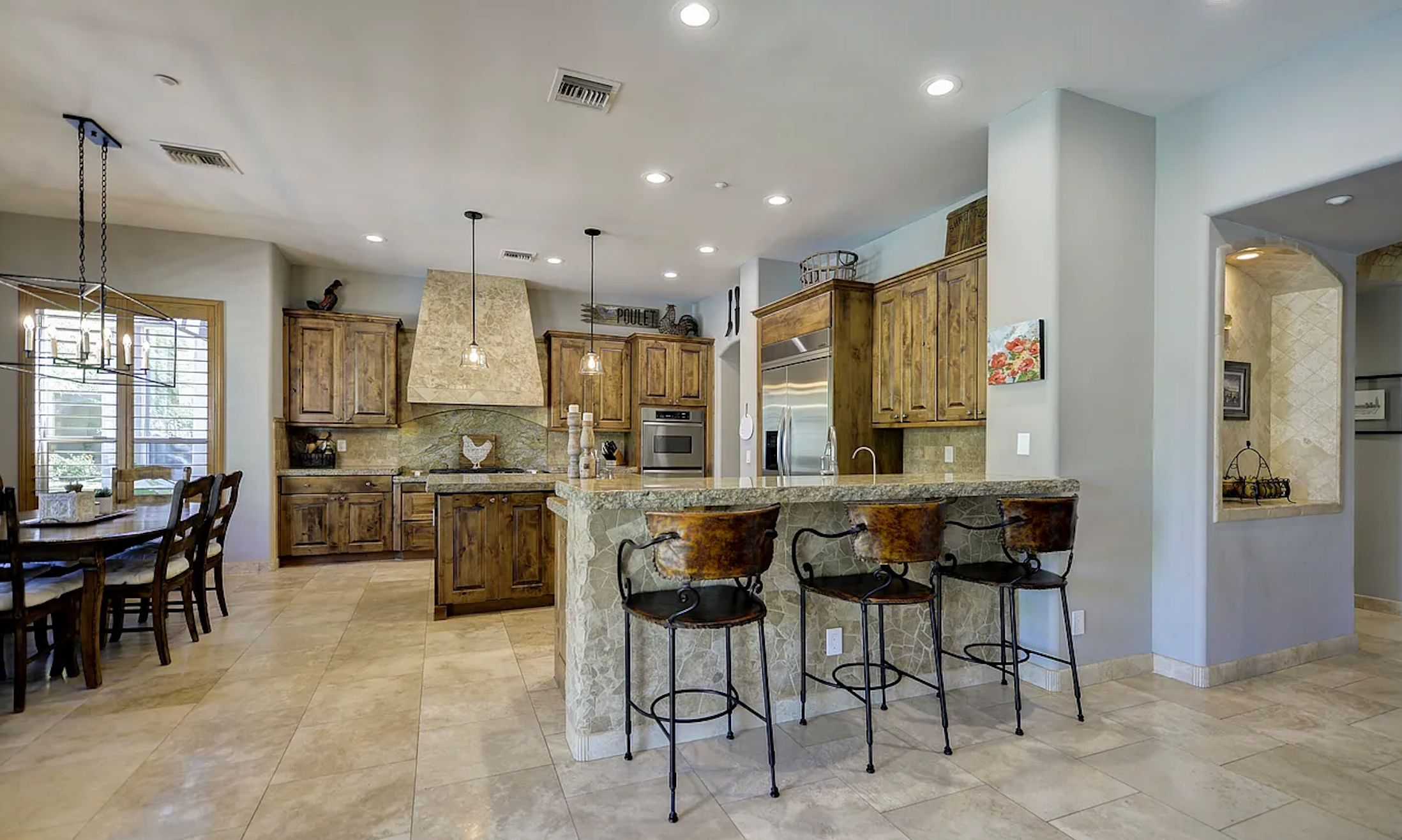 Elegant kitchen and common dining area